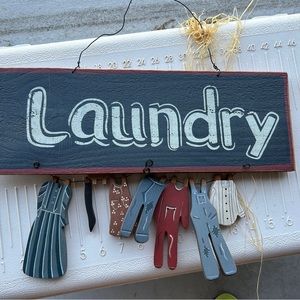 16” Laundry Sign